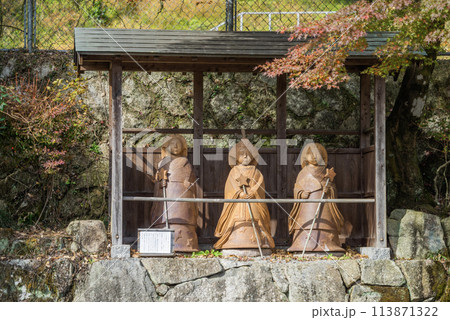 旧中山道大湫宿秋の景色 113871322