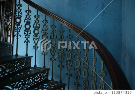 ジョージタウン　ブルーマンション階段 113874319
