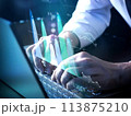 キーボード　ホログラム 113875210