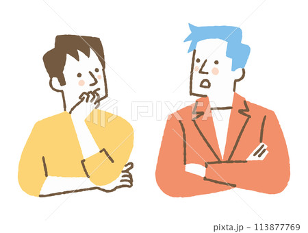 仕事の話をしている男性二人_色 113877769