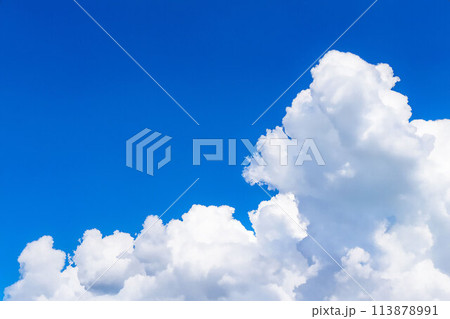 【夏素材】夏空イメージ・水彩画調【長野県】 【夏素材】夏空イメージ・水彩画調【長野県】 113878991