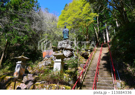 赤瀬那殿観音　参道　小松市 113884336