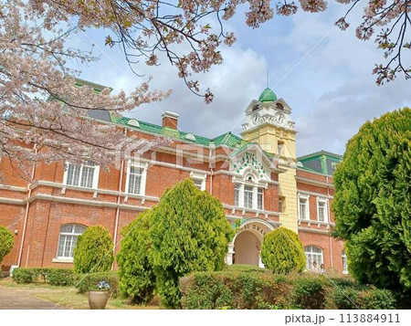 春の牛久シャトー 国指定重要文化財 春の牛久シャトー 国指定重要文化財 113884911