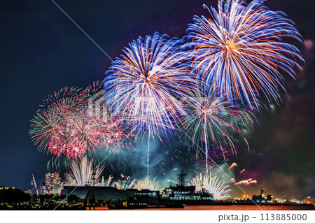 横浜みなとみらい 夏花火 横浜みなとみらい 夏花火 113885000