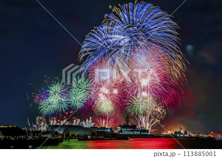 横浜みなとみらい 夏花火 横浜みなとみらい 夏花火 113885001