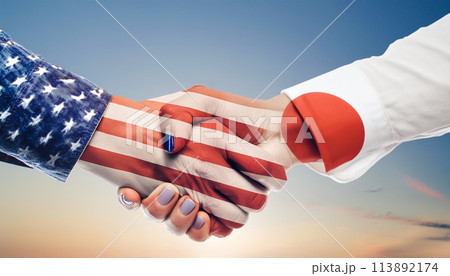 日米友好イメージ　日米同盟　日米安保条約 113892174