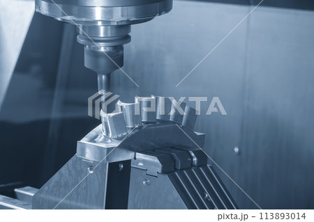 The 5-axis CNC milling machine  cutting the turbine blade part with solid ball end mill tool. 113893014