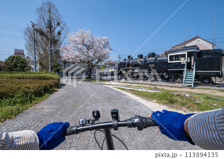 蒸気機関車c11をサイクリングで楽しむイメージ 倉吉市 蒸気機関車c11をサイクリングで楽しむイメージ 倉吉市 113894135