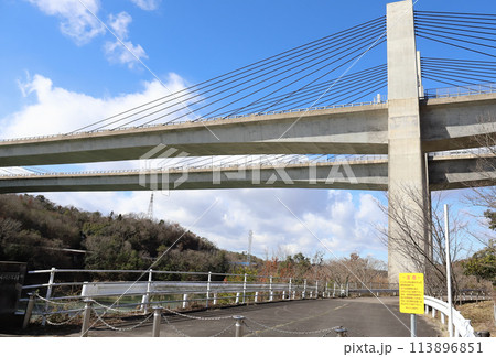 呑吐ダム 自己責任な周遊路（兵庫県 三木市） 113896851