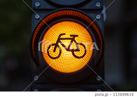 traffic light cycle lane traffic light cycle lane 113899618