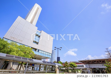 名古屋市、金山総合駅南口の風景 名古屋市、金山総合駅南口の風景 113901763