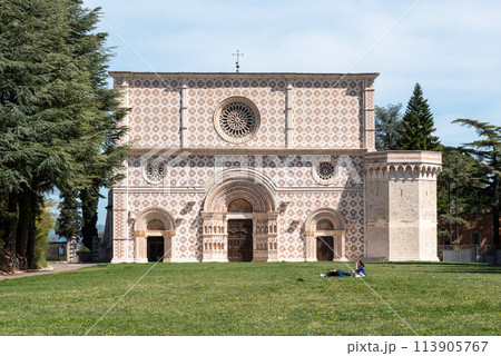 Beautiful Romanesque portal of the basilica Santa Maria di Collemaggio in L'Aquila, Italy 113905767