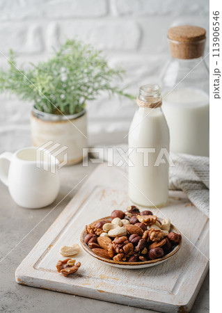 Vegan milk from nuts 113906546