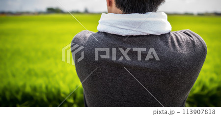 農家と田園の農業ポートレート 113907818