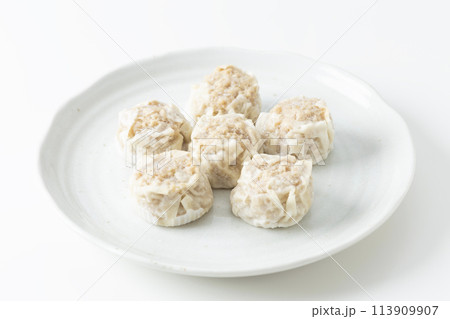 冷凍焼売　白背景 113909907