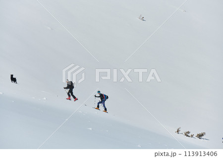 Pushing Limits on High: A Team of Experts Conquers the Backcountry 113913406