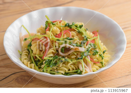 豆苗とショートパスタのサラダ 豆苗とショートパスタのサラダ 113915967