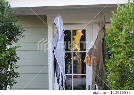 Halloween decorations in California Halloween decorations in California 113916559