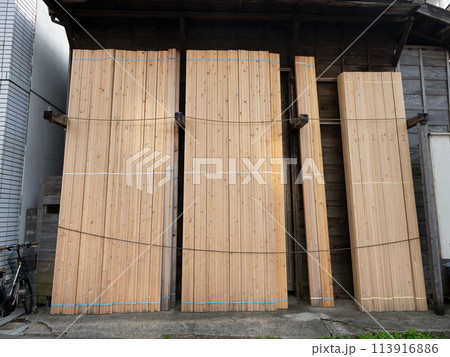 材木置き場 113916886