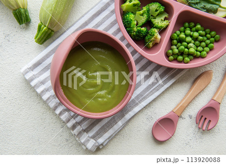 Healthy baby food in bowl 113920088