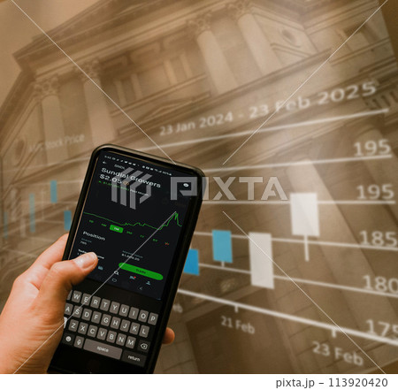 株取引 金利上昇 デイトレーダー モバイル 金利操作イメージ素材 株取引 金利上昇 デイトレーダー モバイル 金利操作イメージ素材 113920420
