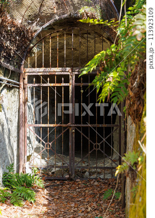 旧陸軍地下司令部跡 栃木県宇都宮市大曽にて 旧陸軍地下司令部跡 栃木県宇都宮市大曽にて 113923109