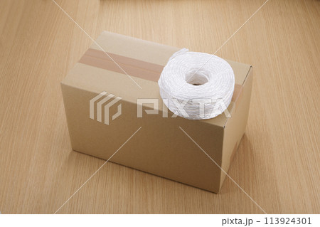 荷造りイメージ 荷造りイメージ 113924301