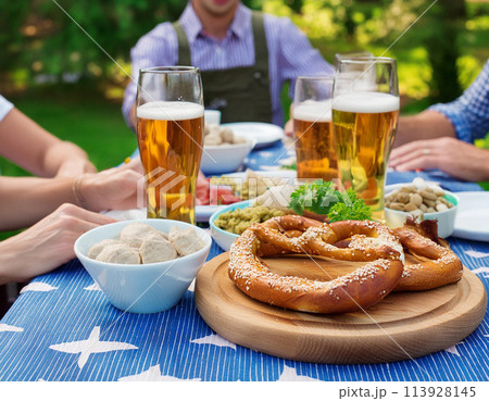 ドイツビールやオクトーバーフェストなどのイメージ 113928145