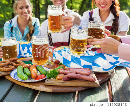 ドイツビールやオクトーバーフェストなどのイメージ 113928148