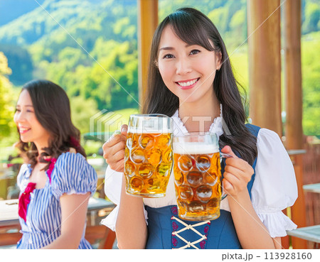 ドイツビールやオクトーバーフェストなどのイメージ ドイツビールやオクトーバーフェストなどのイメージ 113928160