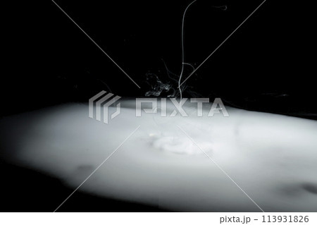 Swirly white smoke 113931826