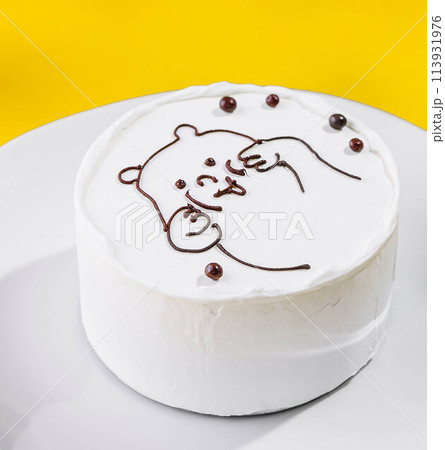 birthday bento cake close up 113931976