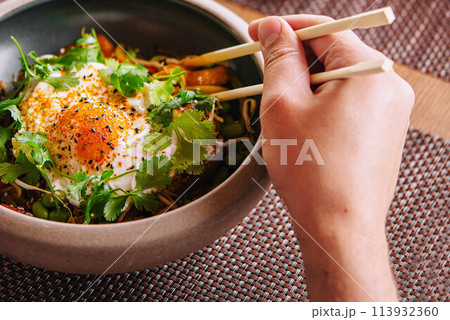 Asian food ramen top view Asian food ramen top view 113932360