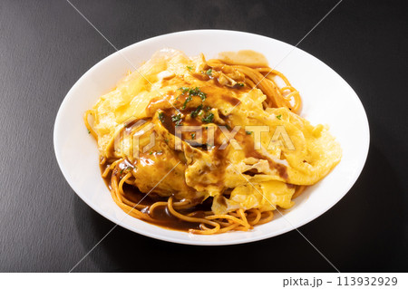 ミートソースオムパスタ（デミグラスソース） 113932929