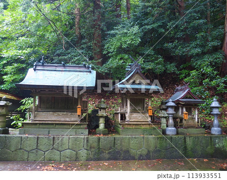 西ノ島 隠岐 由良比女神社 祠 113933551