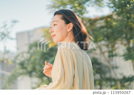 a forty-something woman 113950267