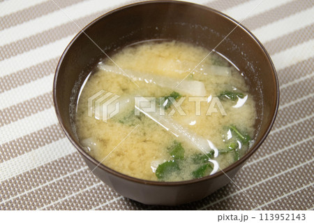 大根のお味噌汁 113952143
