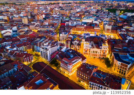 City of Valladolid at night, 113952356