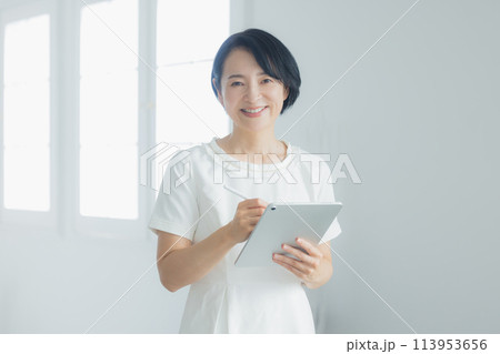 ボディケア　エステティシャン　 113953656