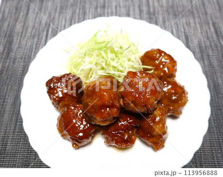 豚こま切れでおいしいミートボール 113956888