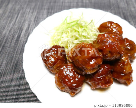 豚こま切れでおいしいミートボール 113956890