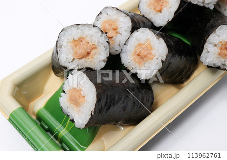 納豆巻、巻きずし、すし、和食、寿司、日本食、和、海苔、のり、食べ物、お米、米、日本料理、豆、酢飯 113962761
