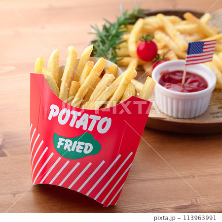 フライドポテト フライドポテト 113963991