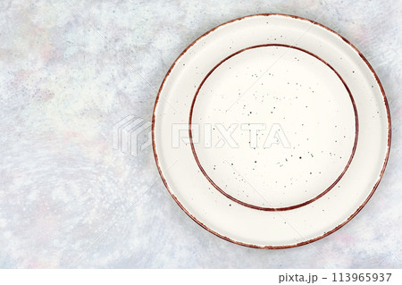 Empty plates, tableware. 113965937