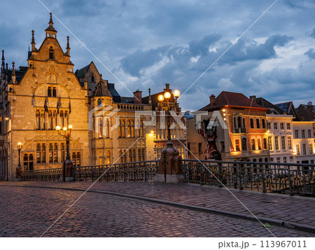 the city of Gent in Belgium at night 113967011
