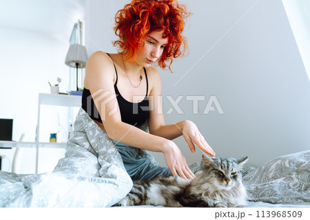Friendship between pet and its owner Friendship between pet and its owner 113968509