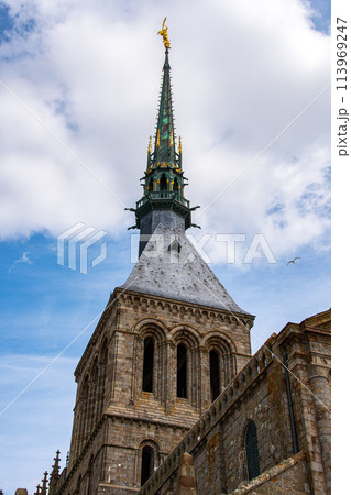フランスの世界遺産のモンサンミッシェルでの風景 113969247