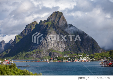Reine Lofoten is an archipelago in the county of Nordland, Norway. 113969820