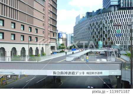 大阪駅梅田側の景色 113971187