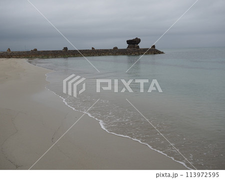 沖縄―嵐の前の海景色 113972595